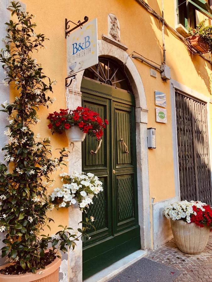 Affittacamere In Piazzetta Sarzana Kültér fotó